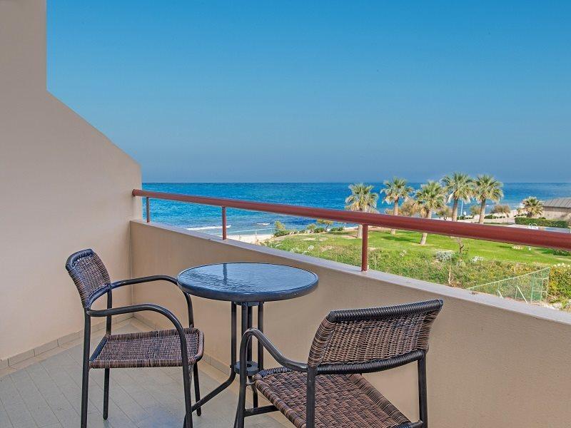 Jo An Beach Hotel Аделианос Кампос Экстерьер фото