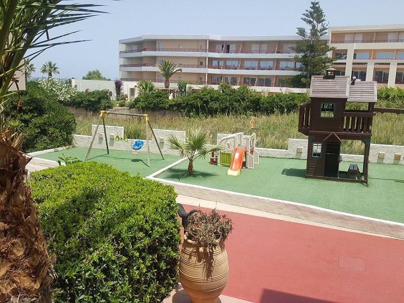 Jo An Beach Hotel Аделианос Кампос Экстерьер фото
