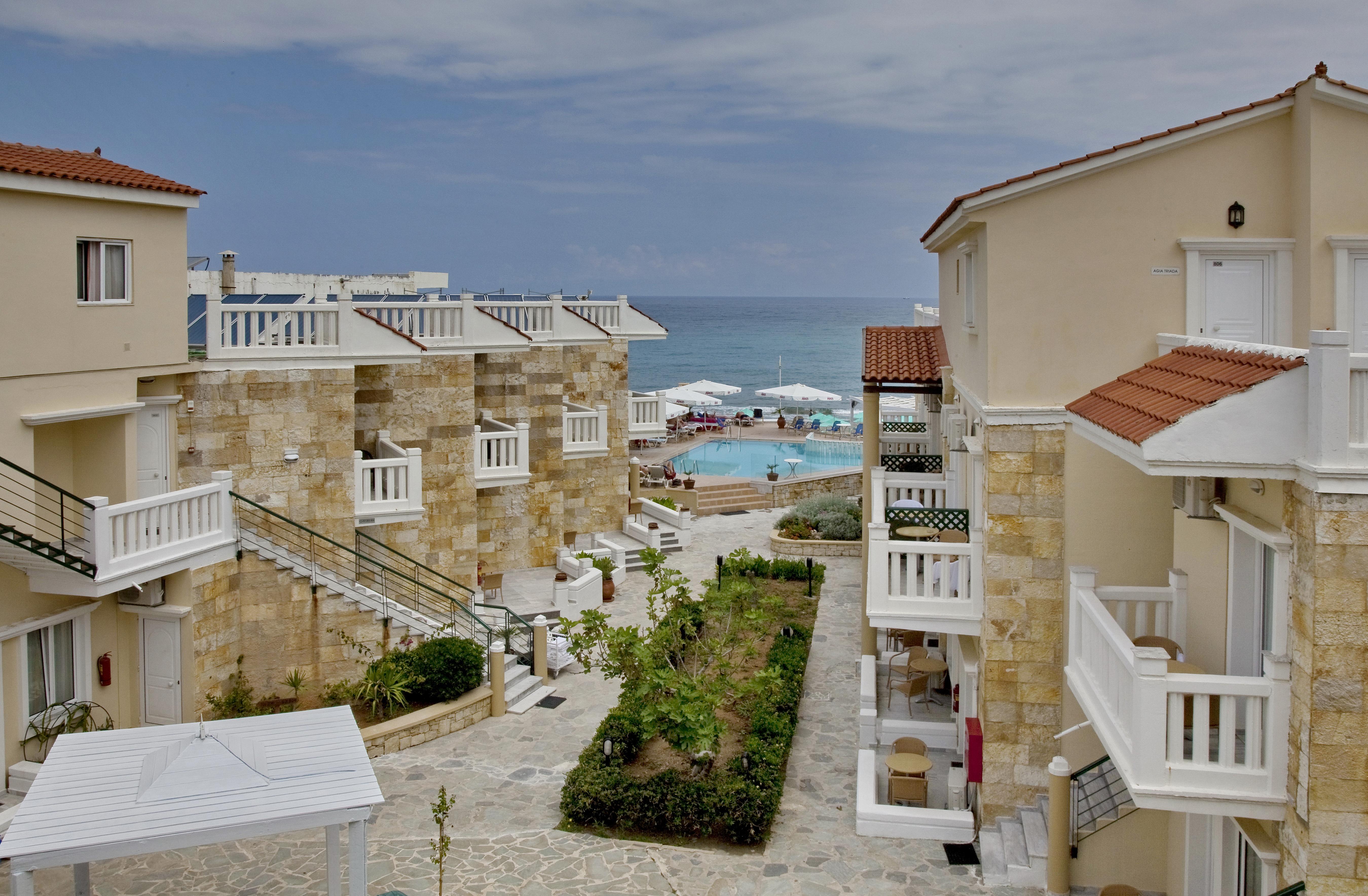 Jo An Beach Hotel Аделианос Кампос Экстерьер фото